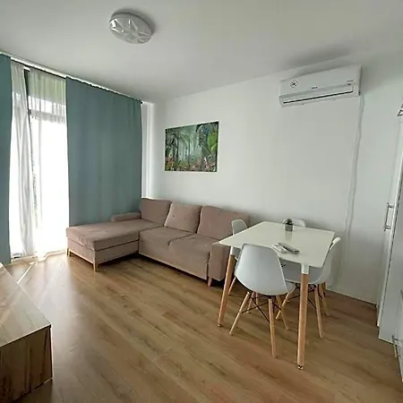Charming Comfortable At Cornelia Deluxe With Free Pool And 호텔